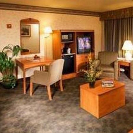 Days Inn Seattle Downtown Экстерьер фото